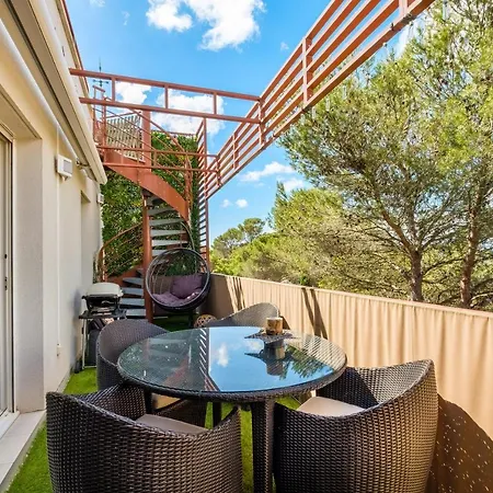 Natura Parc Toit Terrasse Fréjus